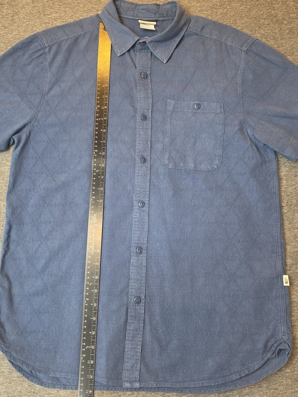 The North Face Men's Hemp Blend Short Sleeve Button-Down Shirt Medium Faded Blue